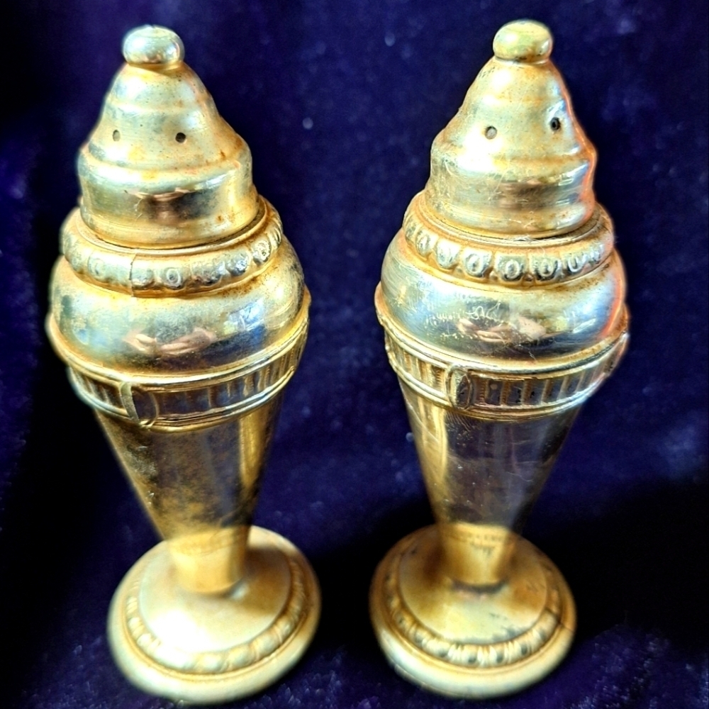 NICO SILVER PLATED SALT AND PEPPER
